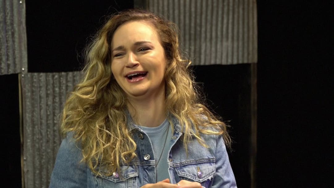 Hollyn Cracked Us Up Playing Lipless For the First Time