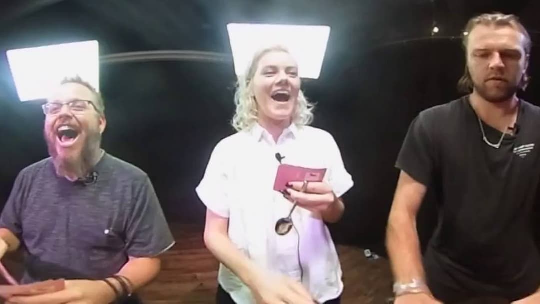 Hillsong United Takes Us On in a Game of Spoons in 360°